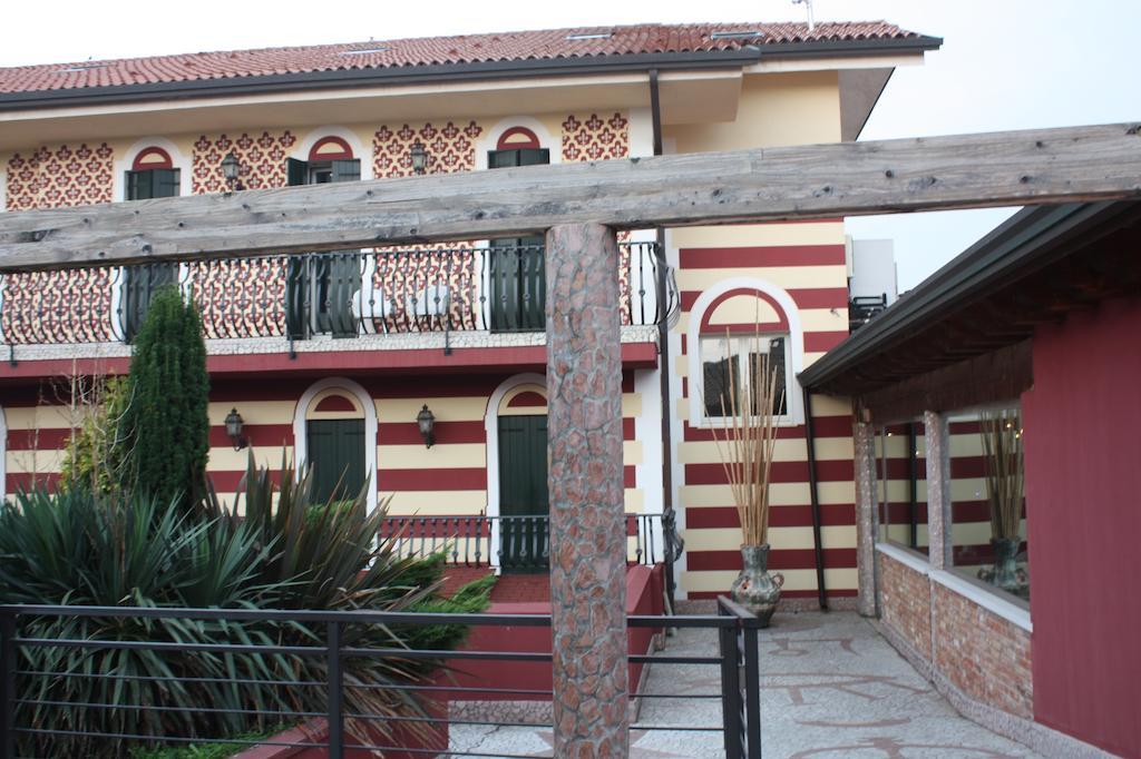 Venice Hotel Villa Dori Маргера Экстерьер фото